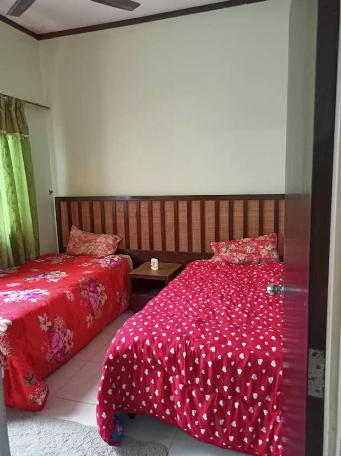 Zous Homestay Banting  Exterior foto